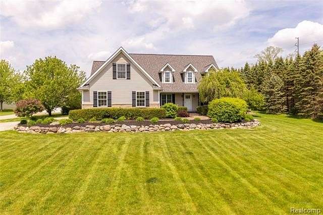 3.67 Acres of Land with Home for Sale in Hartland Township, Michigan