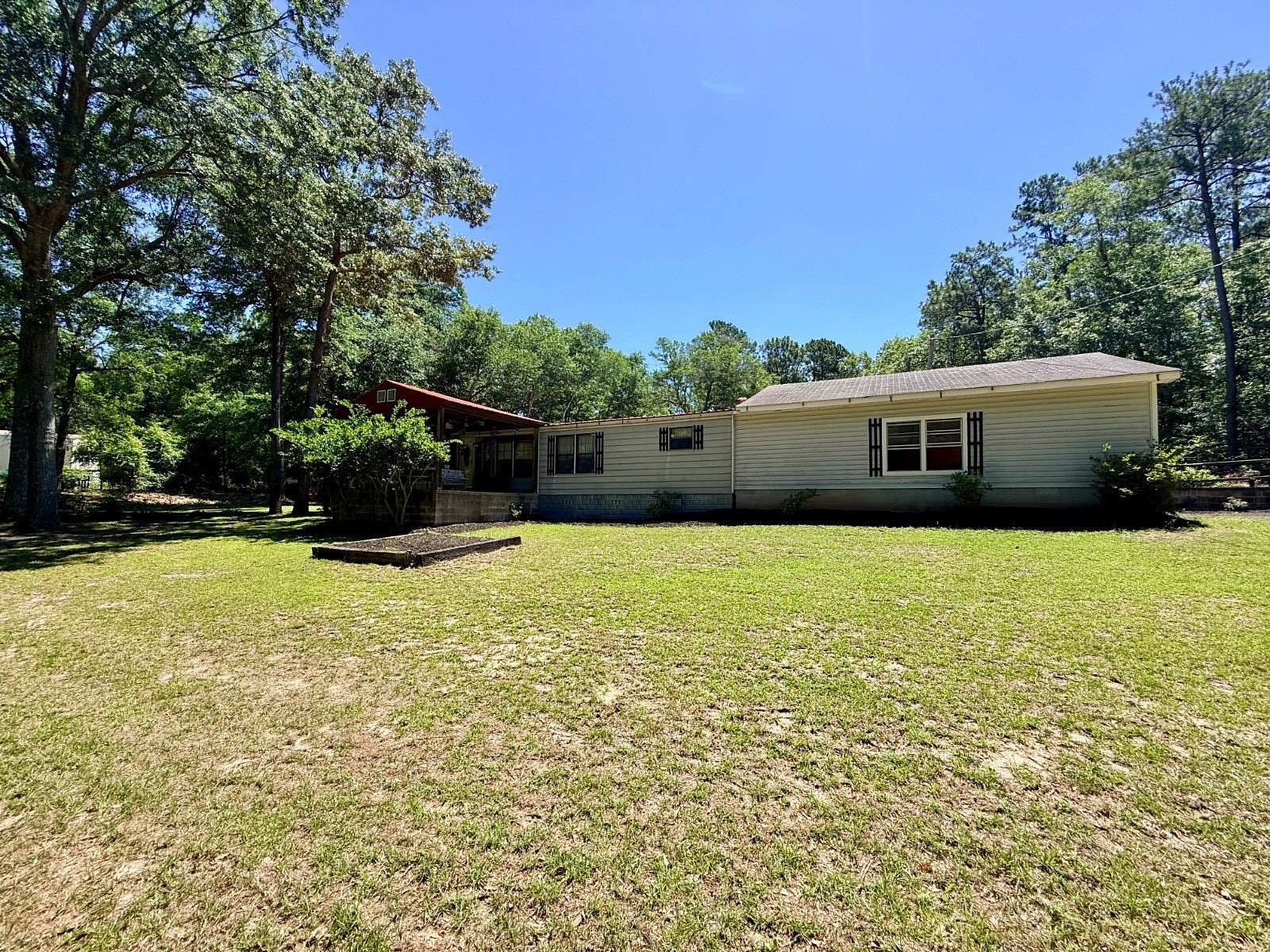 2.39 Acres of Land with Home for Sale in Williston, South Carolina