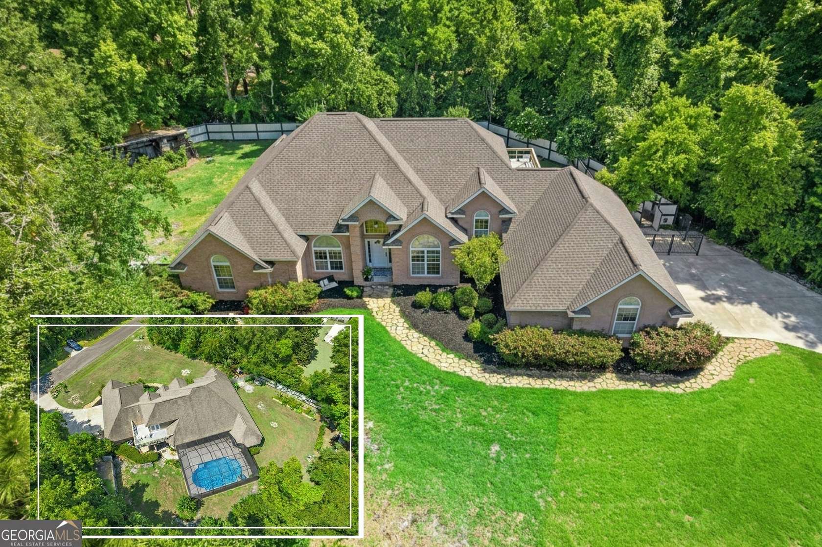 1.64 Acres of Land with Home for Sale in Kingsland, Georgia