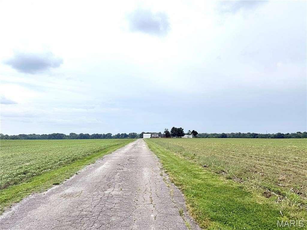 2 Acres of Land with Home for Sale in Lebanon, Illinois