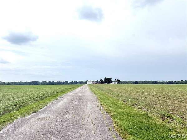 2 Acres of Land with Home for Sale in Lebanon, Illinois