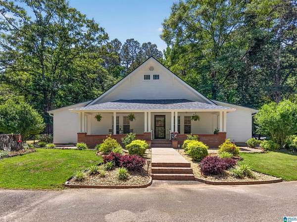 2.88 Acres of Land with Home for Sale in Anniston, Alabama