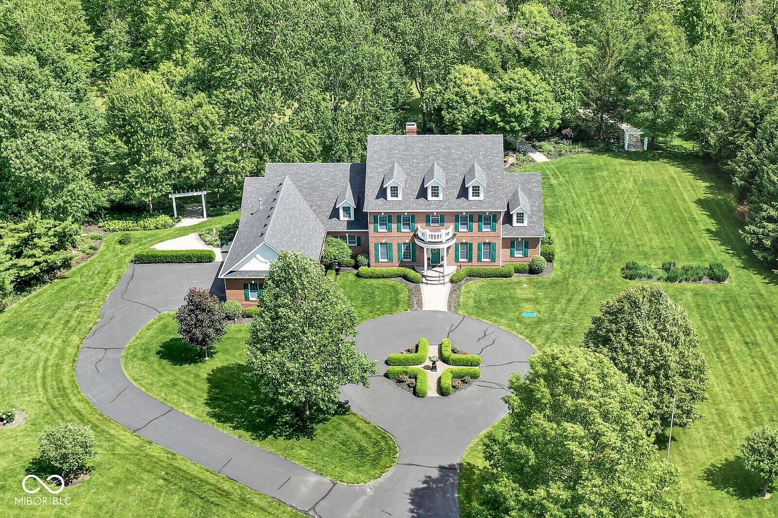 4 Acres of Land with Home for Sale in Zionsville, Indiana