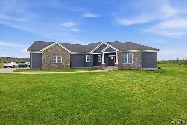 5 Acres of Land with Home for Sale in Lockport, New York