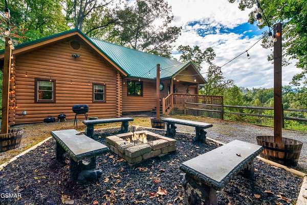 1.72 Acres of Land with Home for Sale in Gatlinburg, Tennessee