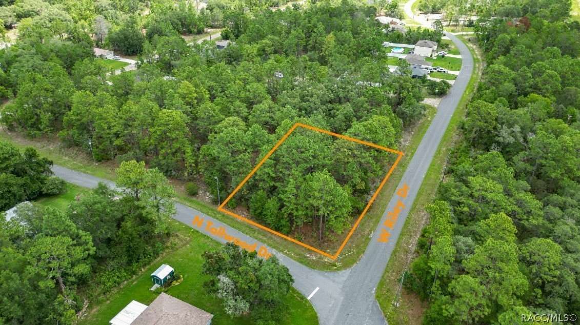 0.4 Acres of Residential Land for Sale in Citrus Springs, Florida