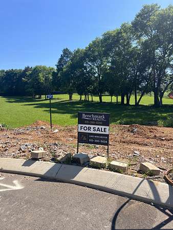 1 Acre of Residential Land for Sale in Mount Juliet, Tennessee