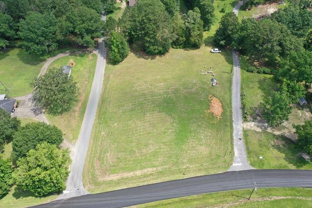 1.59 Acres of Residential Land for Sale in Laurel, Mississippi
