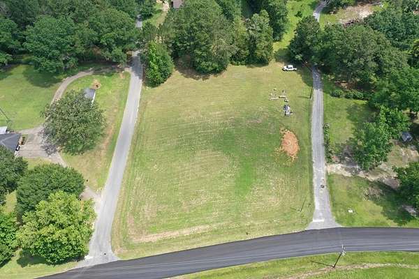 1.59 Acres of Residential Land for Sale in Laurel, Mississippi