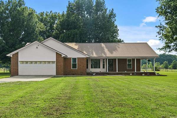 25 Acres of Land with Home for Sale in Lonoke, Arkansas