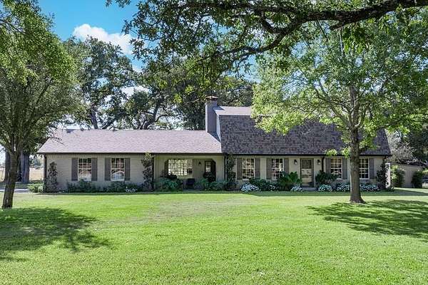 11.5 Acres of Land with Home for Sale in Kemp, Texas