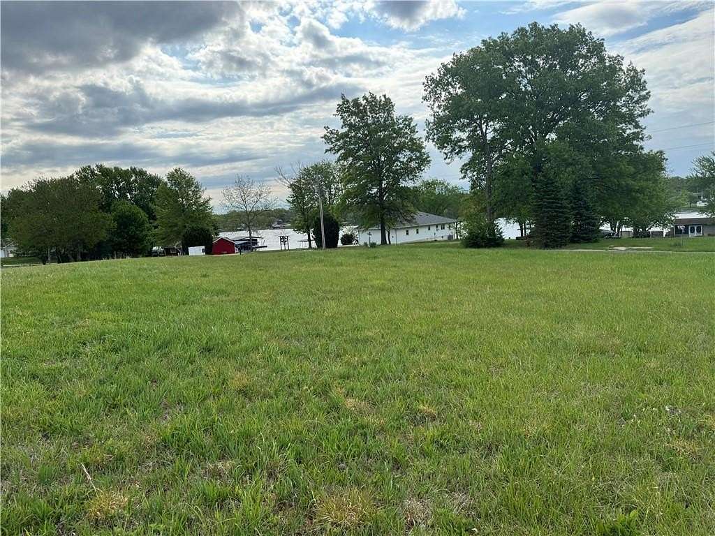 0.36 Acres of Residential Land for Sale in Altamont, Missouri