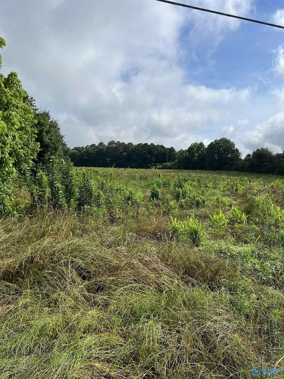 10 Acres of Land for Sale in Arab, Alabama