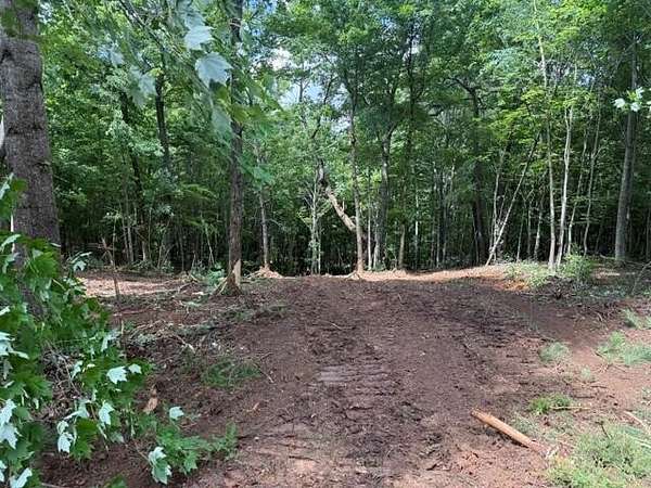 5.49 Acres of Residential Land for Sale in South Pittsburg, Tennessee