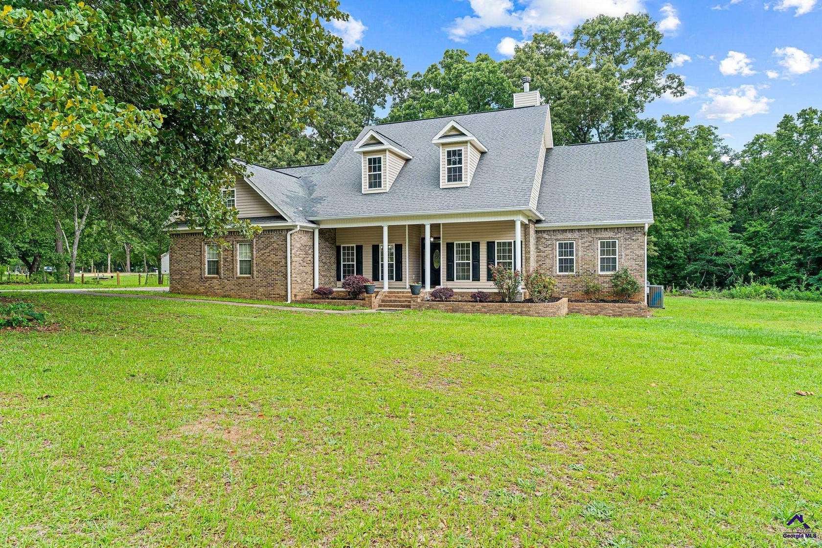 2 Acres of Land with Home for Sale in Warner Robins, Georgia