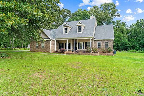 2 Acres of Land with Home for Sale in Warner Robins, Georgia