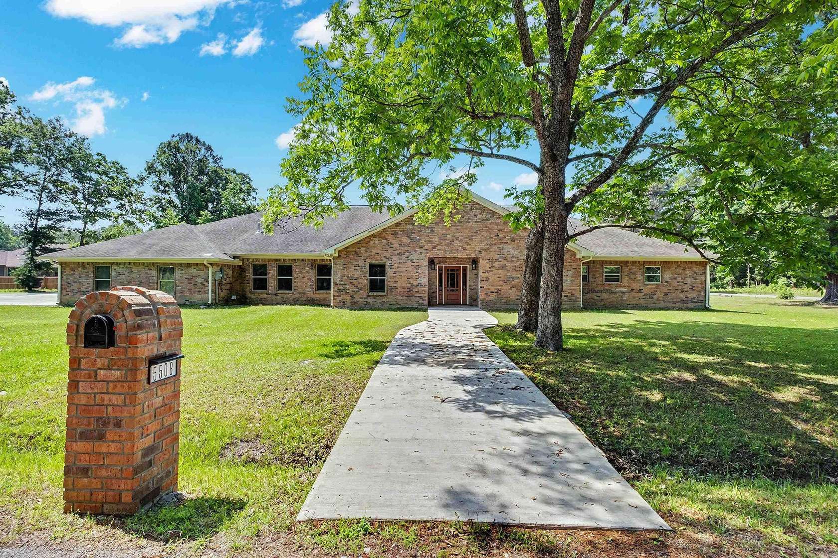 1.7 Acres of Land with Home for Sale in Pine Bluff, Arkansas