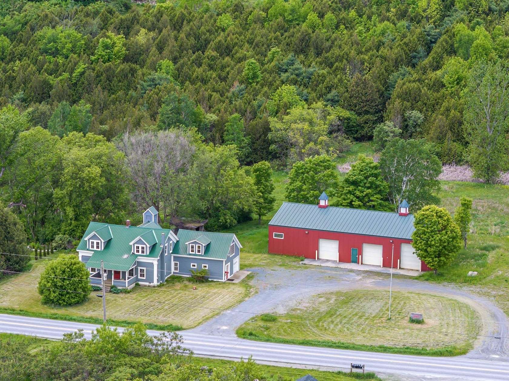 5.5 Acres of Improved Mixed-Use Land for Sale in Monkton Town, Vermont