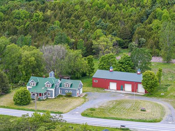 5.5 Acres of Improved Mixed-Use Land for Sale in Monkton Town, Vermont