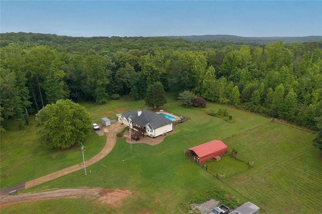 8 Acres of Land with Home for Sale in Temple, Georgia