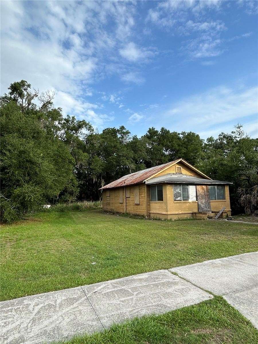 0.35 Acres of Residential Land for Sale in Eustis, Florida