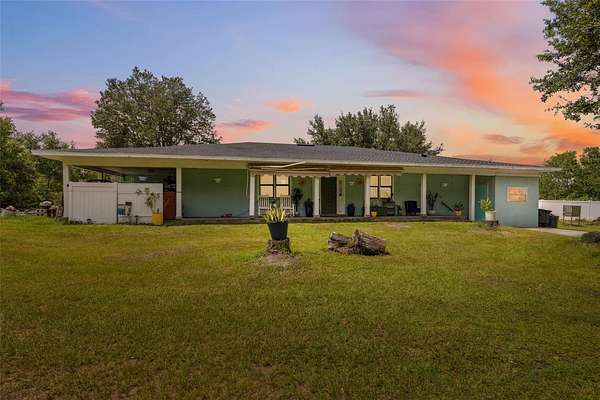 1.63 Acres of Land with Home for Sale in Wesley Chapel, Florida
