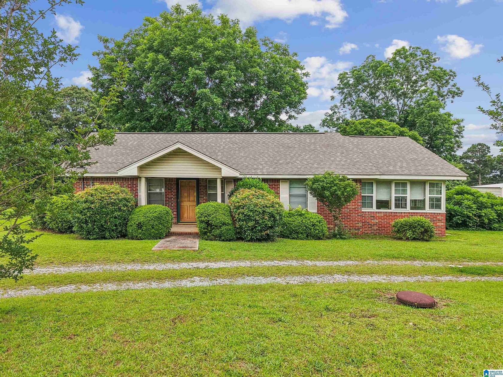 16.5 Acres of Land with Home for Sale in Clanton, Alabama