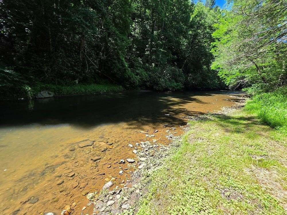 1.35 Acres of Land for Sale in Austinville, Virginia
