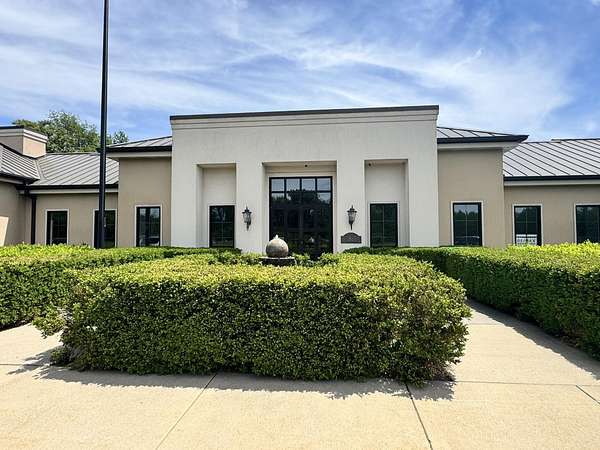 33.9 Acres of Improved Commercial Land for Lease in Valparaiso, Indiana