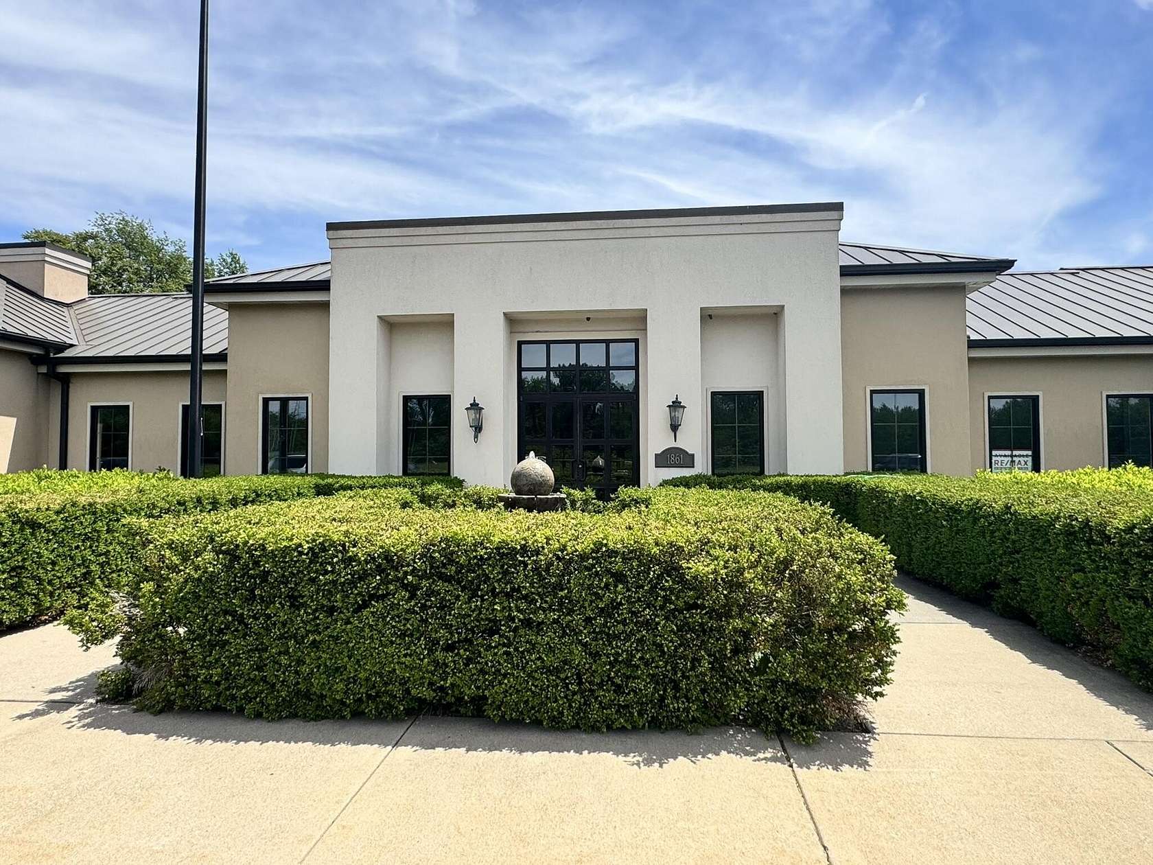 33.9 Acres of Improved Commercial Land for Lease in Valparaiso, Indiana