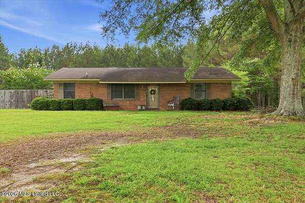7.8 Acres of Land with Home for Sale in Walnut Grove, Mississippi