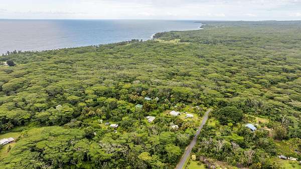 1 Acre of Residential Land for Sale in Keaau, Hawaii