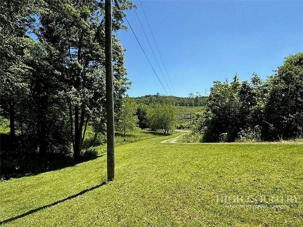 5 Acres of Land for Sale in Grassy Creek, North Carolina