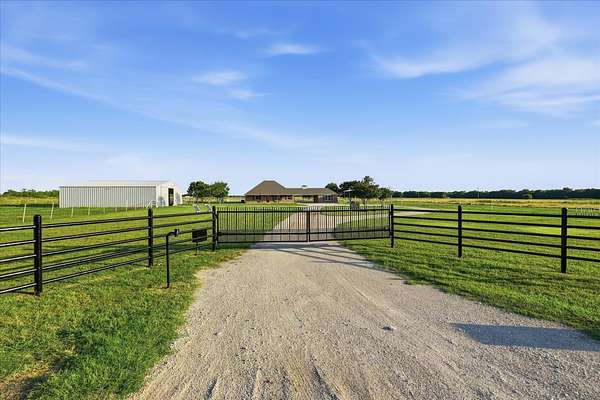 2.24 Acres of Land with Home for Sale in Era, Texas