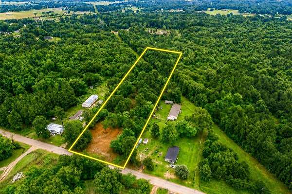 3 Acres of Residential Land for Sale in Tyler, Texas