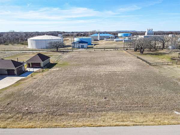 1 Acre of Residential Land for Sale in Granbury, Texas