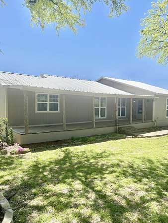 3.5 Acres of Land with Home for Lease in Farmersville, Texas