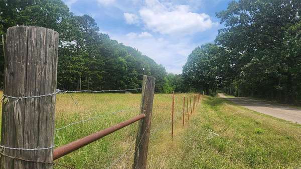 27.3 Acres of Land for Sale in Mount Ida, Arkansas