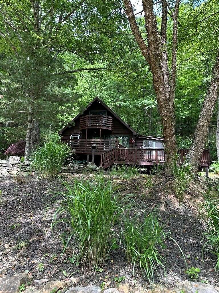 4.63 Acres of Land with Home for Sale in Independence, Virginia