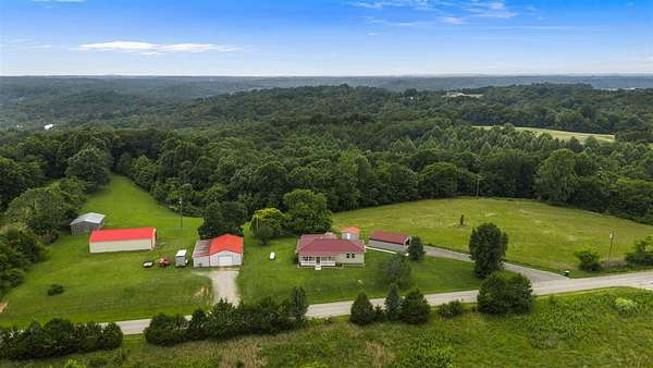 4.78 Acres of Land with Home for Sale in Mammoth Cave, Kentucky