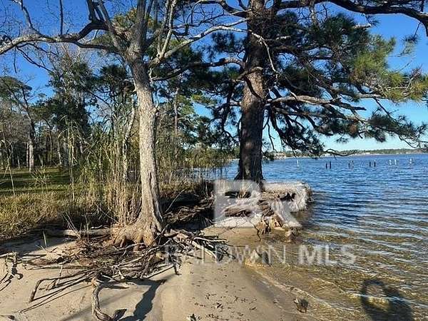 Mixed-Use Land for Sale in Lillian, Alabama