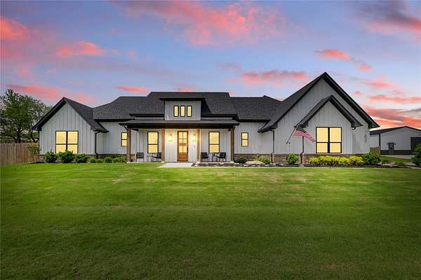 2 Acres of Land with Home for Sale in Weatherford, Texas