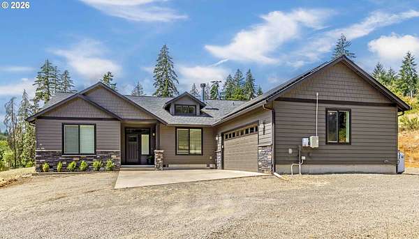2.77 Acres of Land with Home for Sale in Cheshire, Oregon