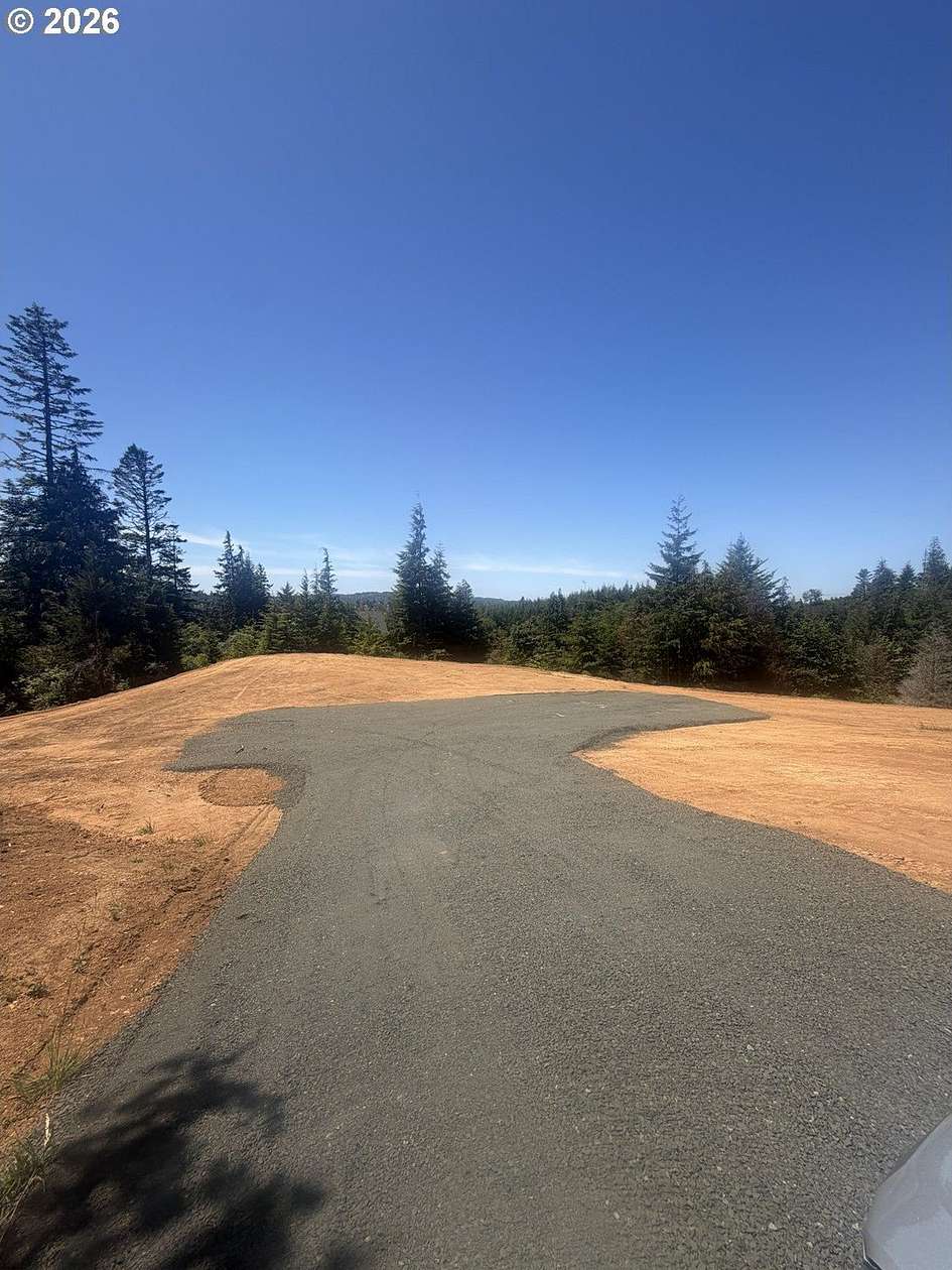 1.12 Acres of Residential Land for Sale in Coos Bay, Oregon