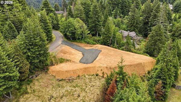 1.12 Acres of Residential Land for Sale in Coos Bay, Oregon