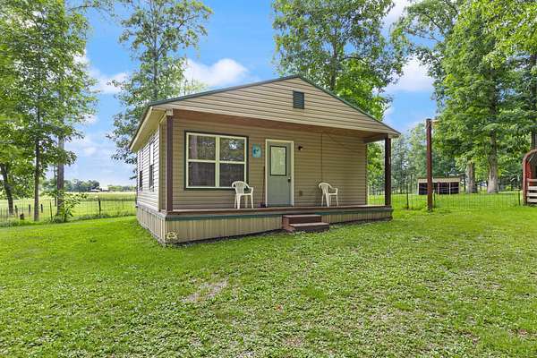 4.55 Acres of Land with Home for Sale in Eubank, Kentucky
