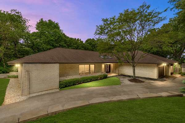 5.45 Acres of Land with Home for Sale in Barrington Hills, Illinois