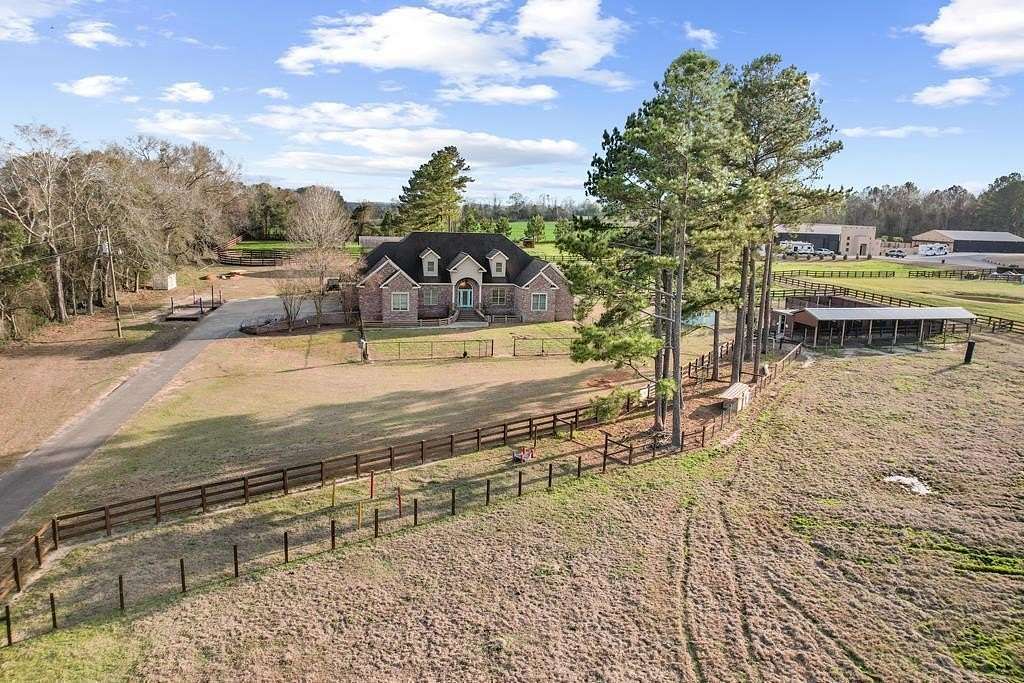 10 Acres of Land with Home for Sale in Dothan, Alabama