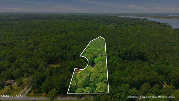 2.22 Acres of Residential Land for Sale in Chocowinity, North Carolina