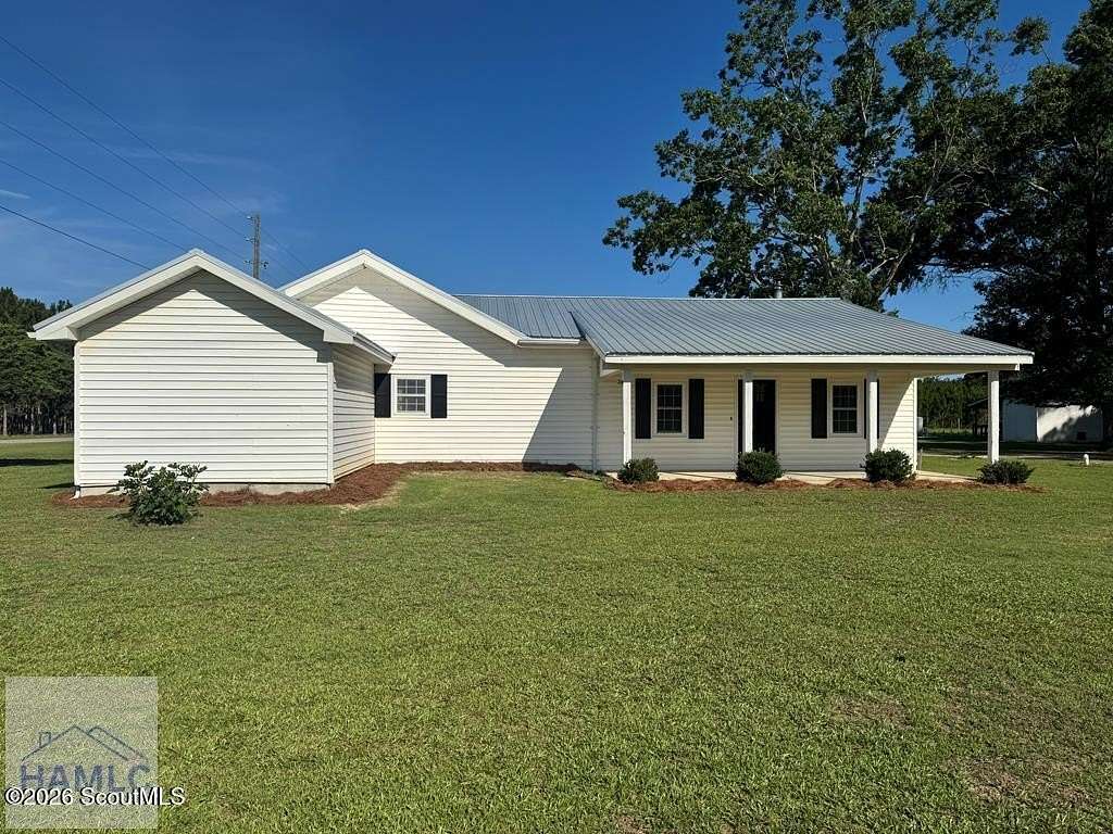 5.17 Acres of Land with Home for Sale in Odum, Georgia